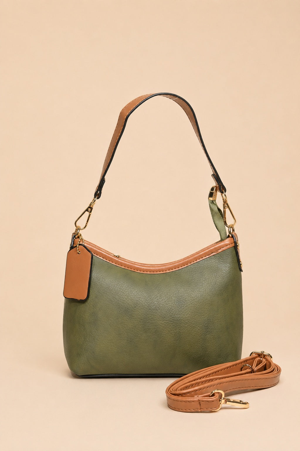 Classic Curve Shoulder Bag .
